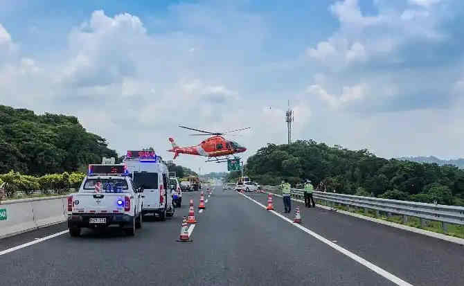 金秀高速公路汽车救援案例