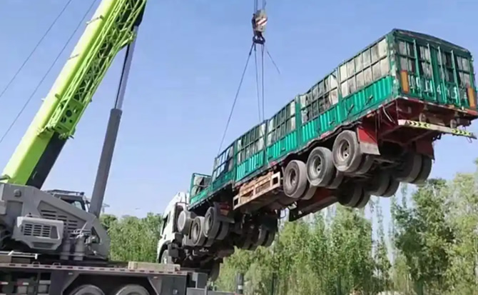 金秀道路脱困救援案例